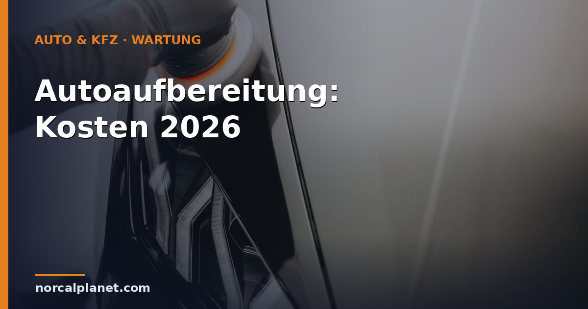 Poliermaschine mit Polierpad bearbeitet den dunklen Lack eines Autos bei der Aufbereitung