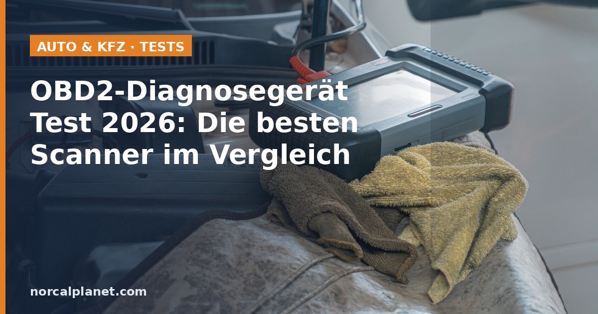 OBD2-Diagnosegerät im Einsatz am Motor
